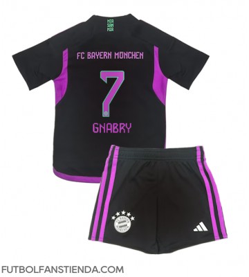 Bayern Munich Serge Gnabry #7 Segunda Equipación Niños 2023-24 Manga Corta (+ Pantalones cortos)